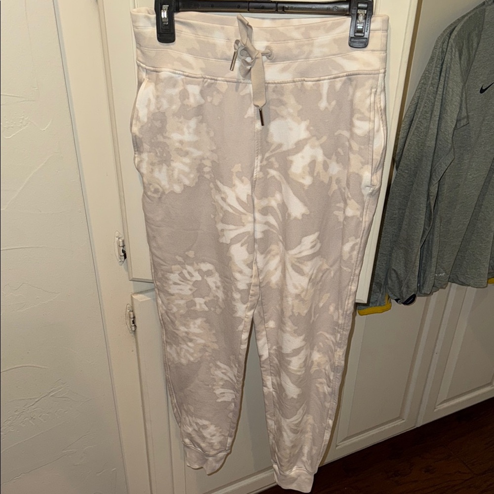 Athleta Cream Tie-Dye Joggers